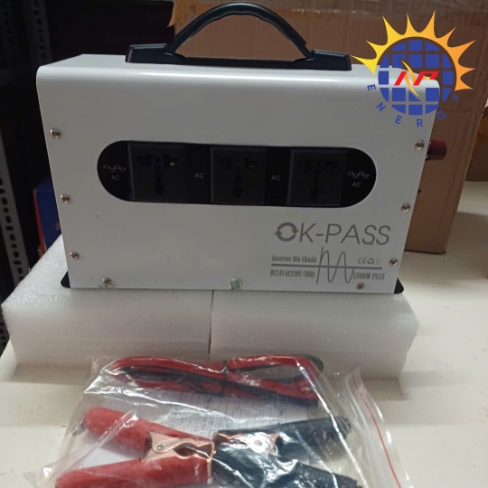 Bộ chuyển đổi điện sin chuẩn 1500W 24V sang  220V Suoer